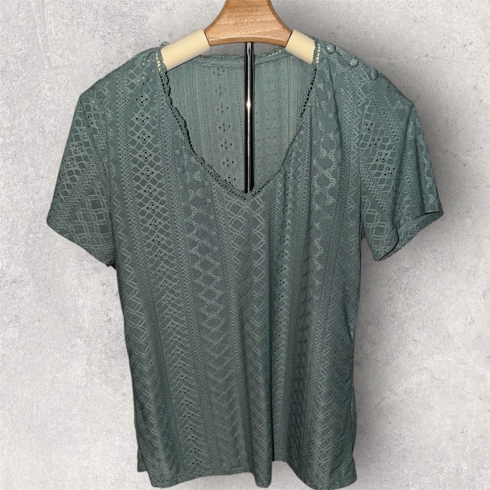 SHEIN Textured V-Neck Short Sleeve Top - Green